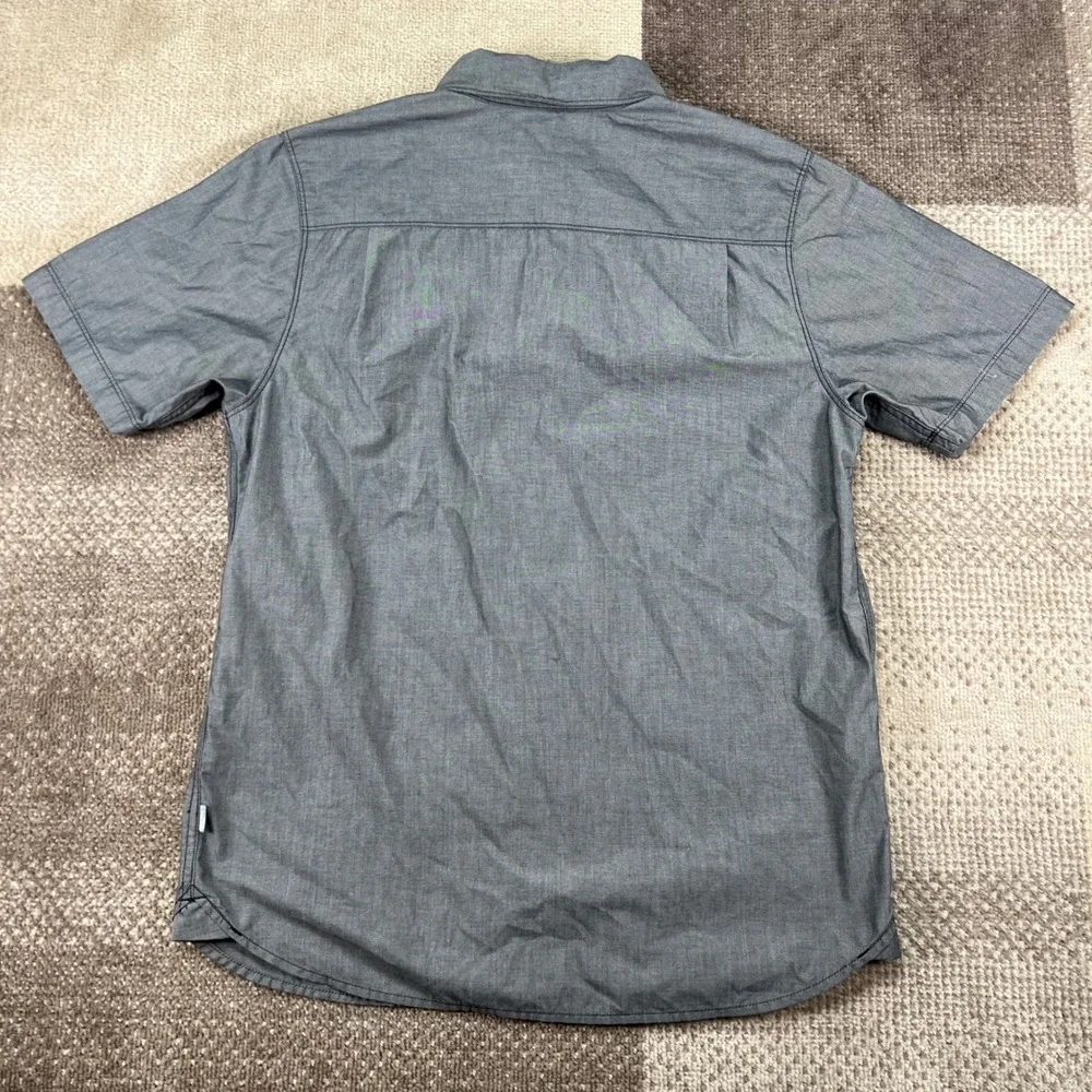 The North Face Mens NF0A33LU Gray Short Sleeve Button Down Shirt Size M